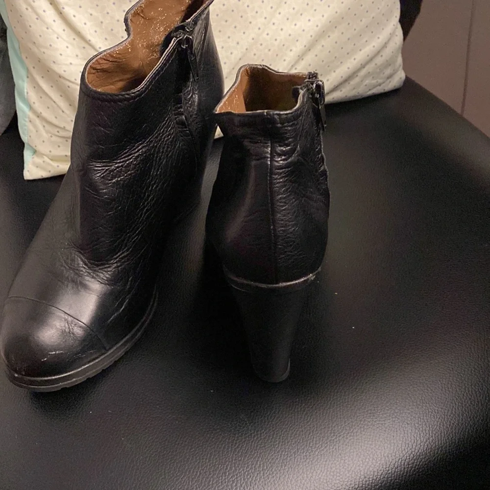 Chuckies New York Wedge Ankle Boots